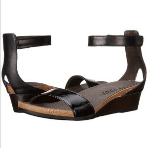 NAOT Pixie sandal, like new Size 7